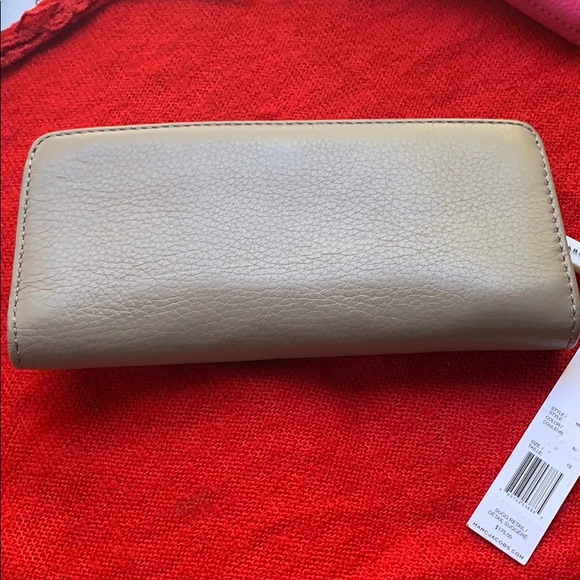 Marc Jacobs wallet - Picture 3 of 4